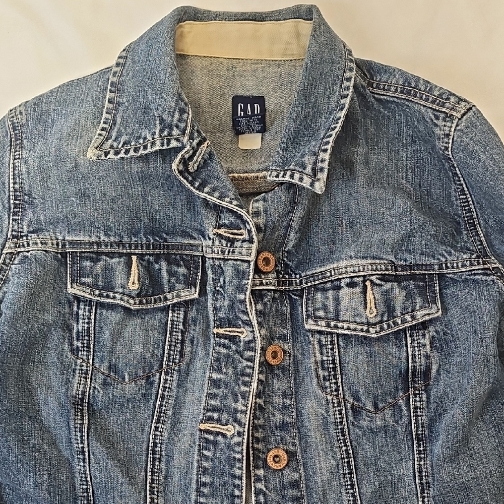GAP Light Blue Denim Jacket - Picture 4 of 4